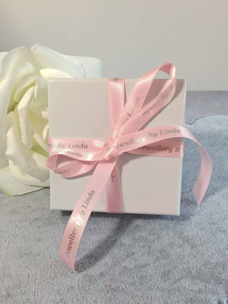 Jewellery by Linda gorgeous gift wrapping