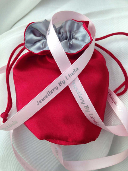 Jewellery by Linda gorgeous gift wrapping