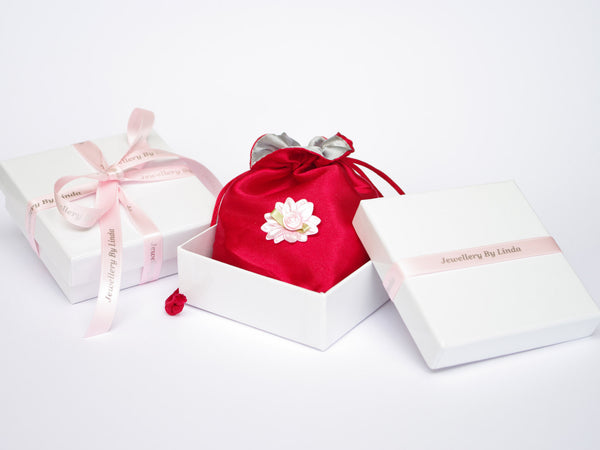 Gorgeous gift wrapping